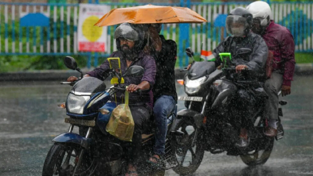 Karnataka Rains: ಕರ್ನಾಟಕದಾದ್ಯಂತ ಕಡಿಮೆಯಾಗಲಿದೆ ಮಳೆಯ ಅಬ್ಬರ, ಈ ಜಿಲ್ಲೆಗಳಲ್ಲಿ ಸಾಧಾರಣ ಮಳೆ