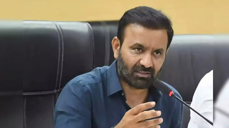 ಜನರಿಗೆ ಕಾಫಿ-ಟೀ ಏಕೆ ಕುಡಿಸ್ತೀರಾ? ಮೂತ್ರ ಕುಡಿಸಿ: ಸಂತೋಷ್ ಲಾಡ್ ಹೇಳಿಕೆಗೆ ವಿಜಯೇಂದ್ರ ಆಕ್ರೋಶ